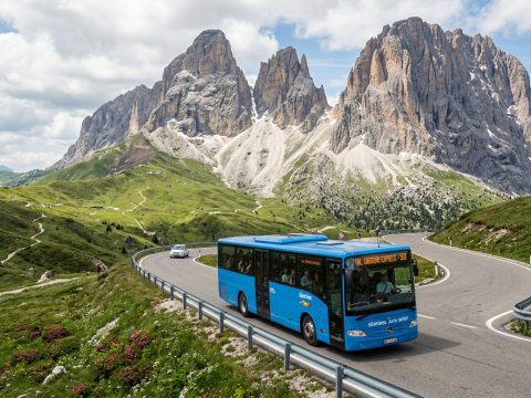 autobus passo gardena